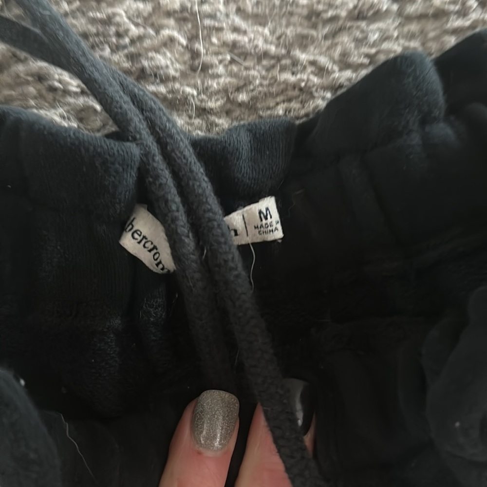 Joggers - Picture 2 of 2